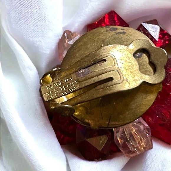 Vintage West Germany Red Lucite Necklace and Earring Set - Picture 4 of 4